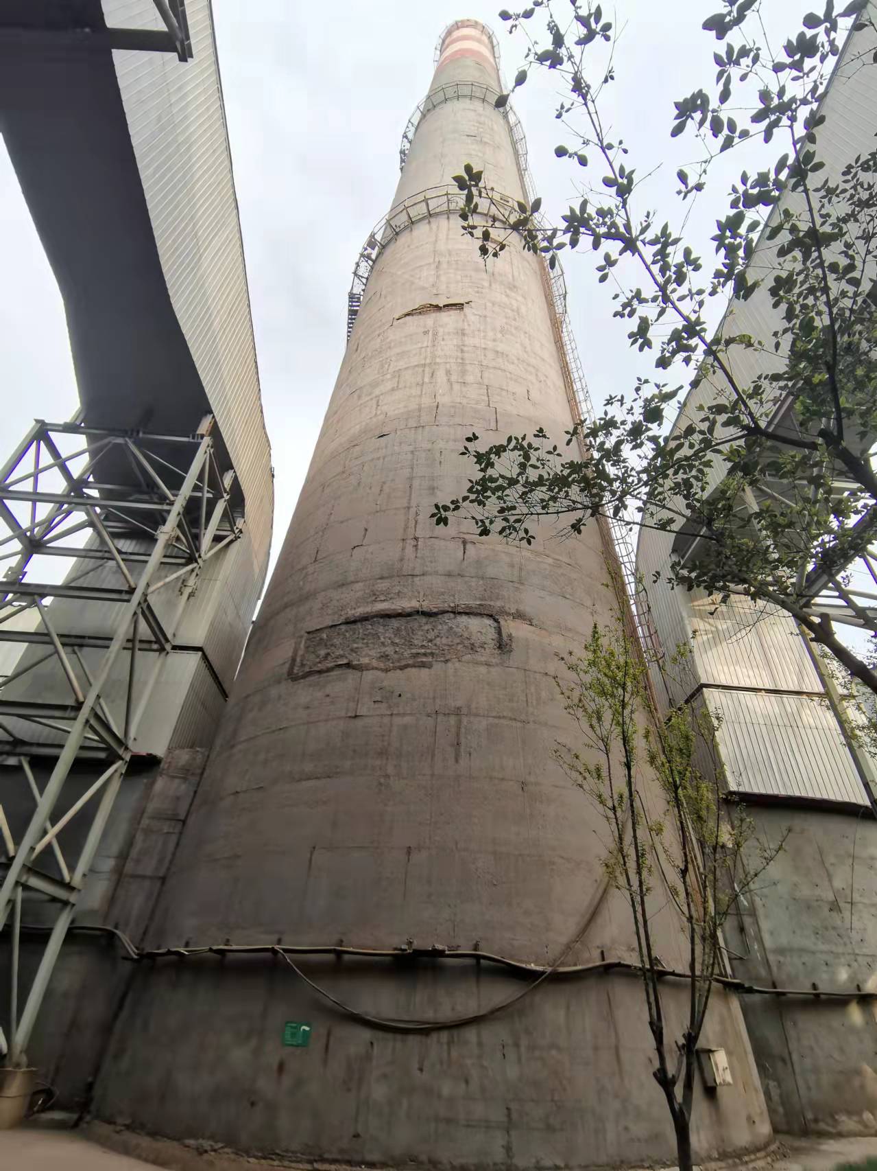 陜西龍鋼煙囪檢測(cè)3