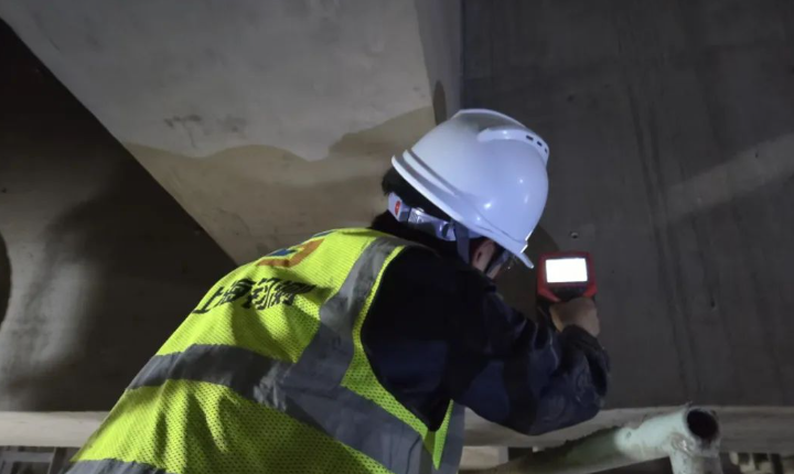 管道、懸掛物等